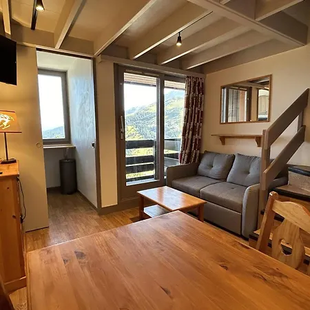 Duplex Renove Au Pied Des Pistes A Meribel, 7 Couchages - Fr-1-355-233